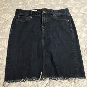 Dark denim Gap Jeans raw hem skirt